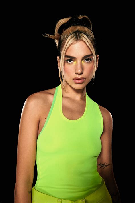 dua lipa new pics.